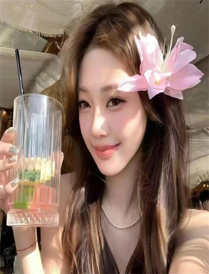 重新认识绿苑春浓的创作历程与幕后花絮——商业与艺术的平衡